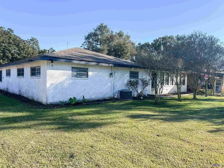 402 Saint Bernard St, Thibodaux, LA 70301 - Image #2