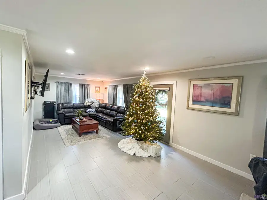 402 Saint Bernard St, Thibodaux, LA 70301 - Image #3