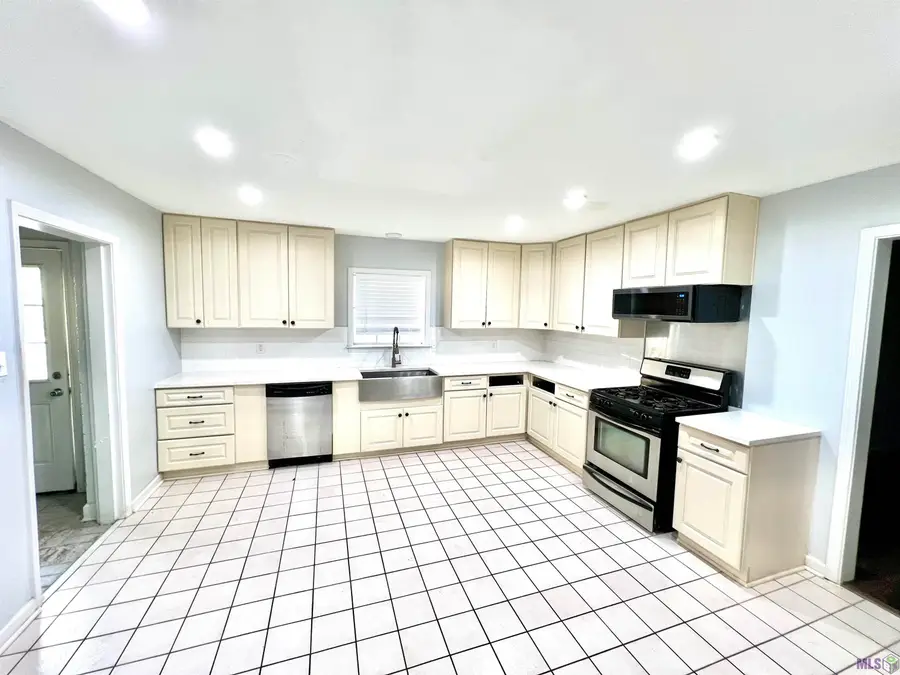 109 Burkwall Drive, Houma, LA 70360 - Image #3