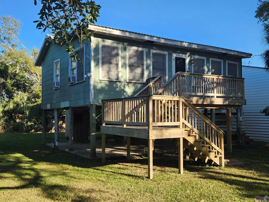 176 Smith Ln, Grand Isle, LA 70358 - #2