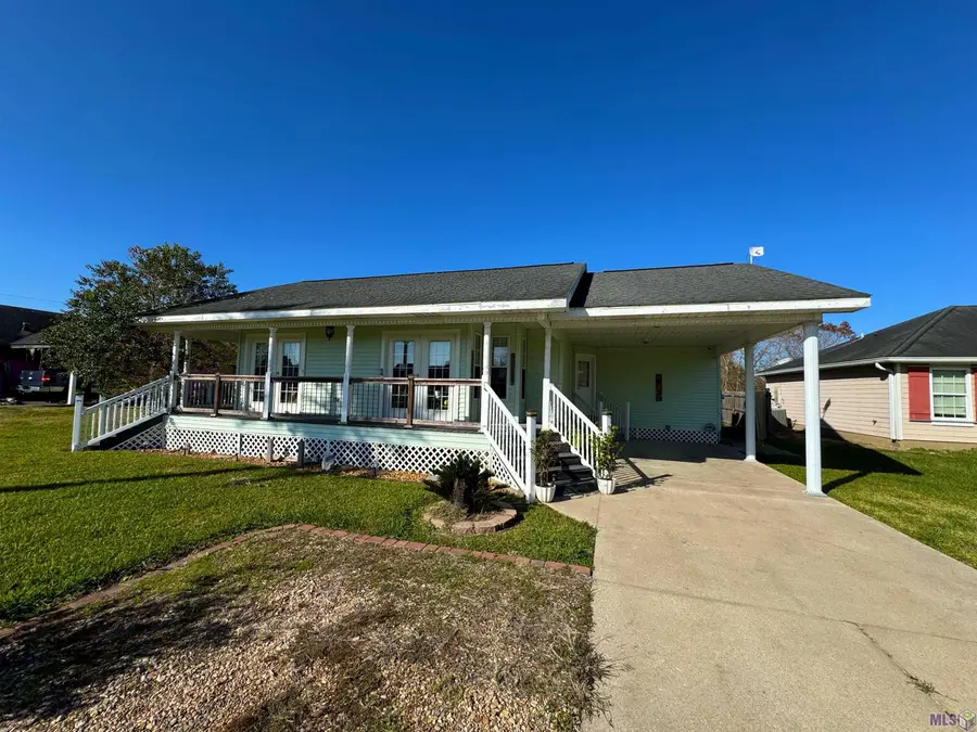 117 Caribbean Dr, Jeanerette, LA 70544 - Image #3