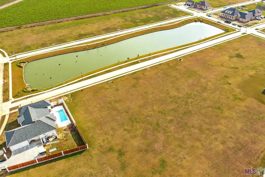 302 Rue Etienne, Thibodaux, LA 70301 - Image #3