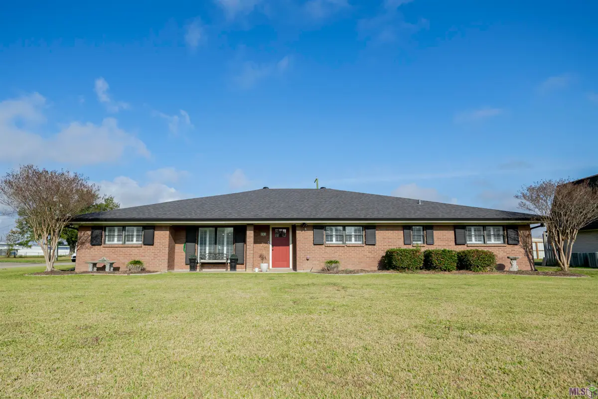 301 Estate Dr, Houma, LA 70364 - Image #1
