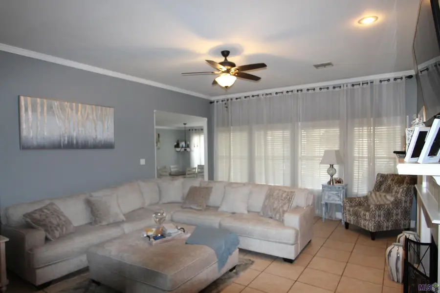416 Windward Dr, Houma, LA 70360 - Image #2