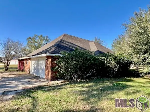 203 Cedar Tree Drive, Thibodaux, LA 70301