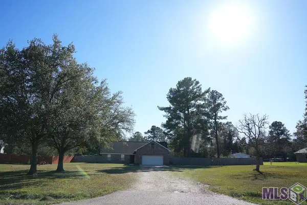 15236 Arleen Normand Drive, Covington, LA 70435