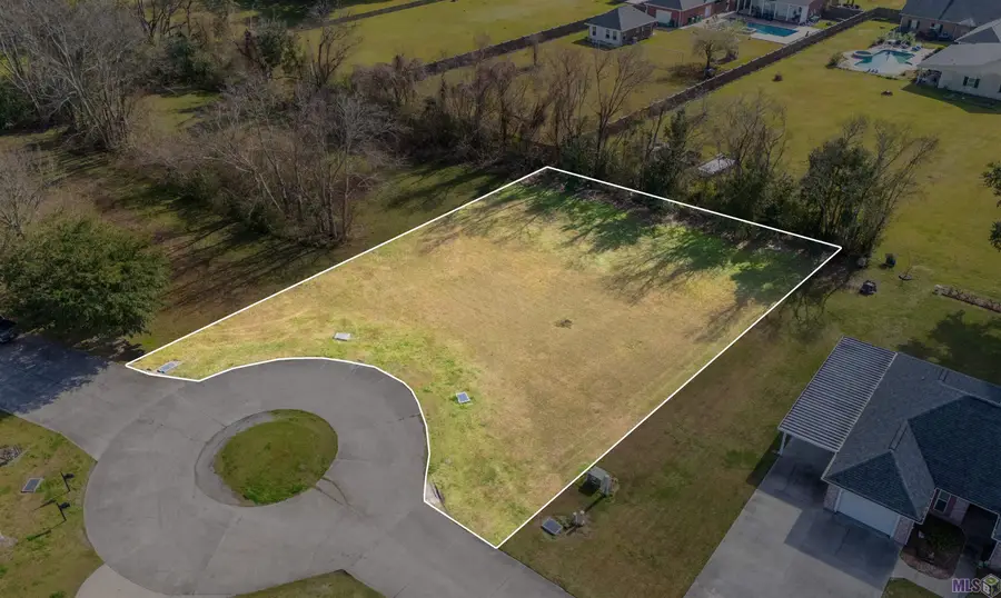 105 Leona Dr, Raceland, LA 70394 - Image #2