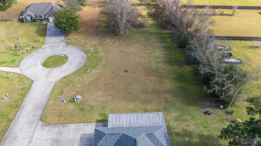 105 Leona Dr, Raceland, LA 70394 - Image #3
