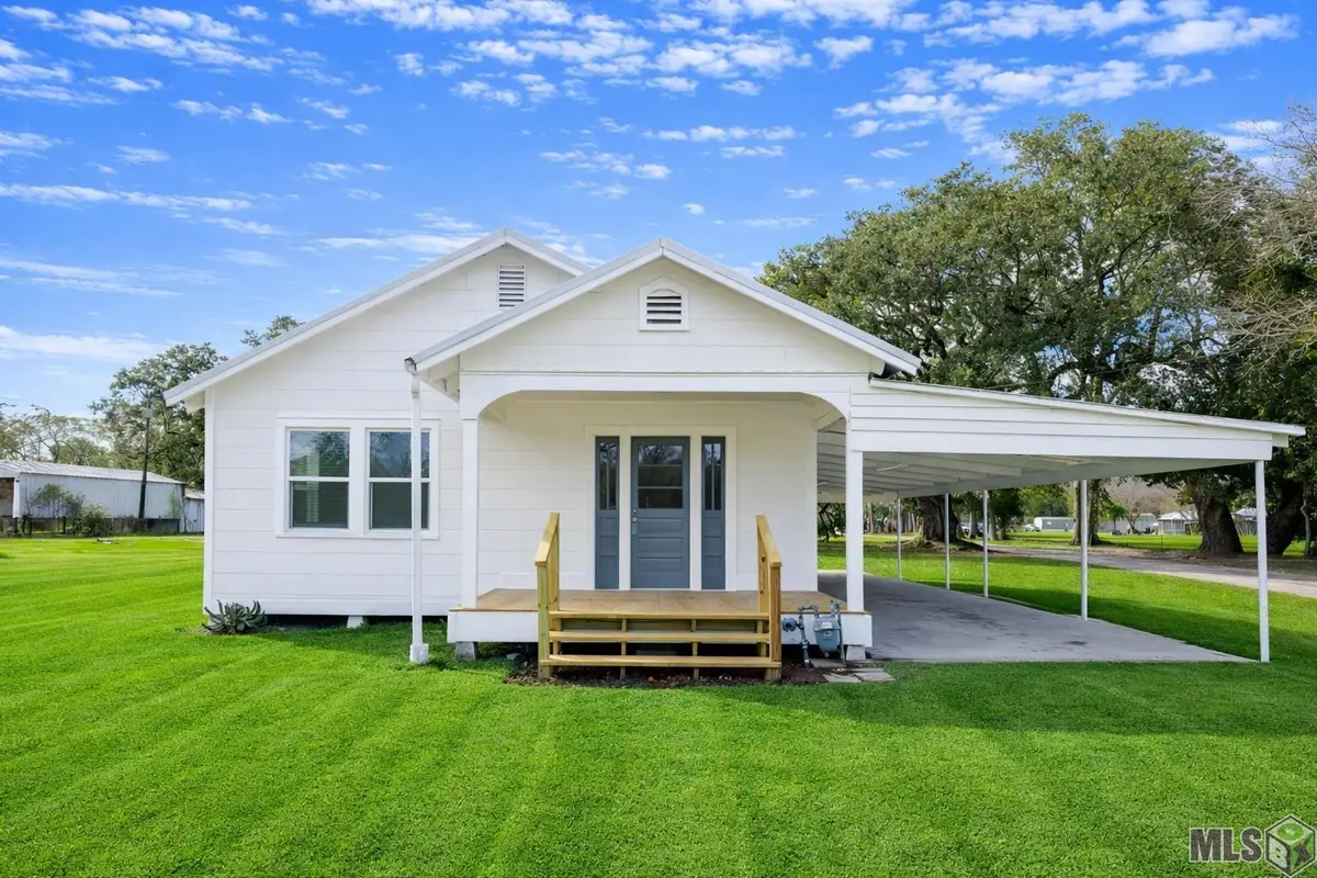 5543 Bayou Black Dr, Gibson, LA 70356 - Image #1