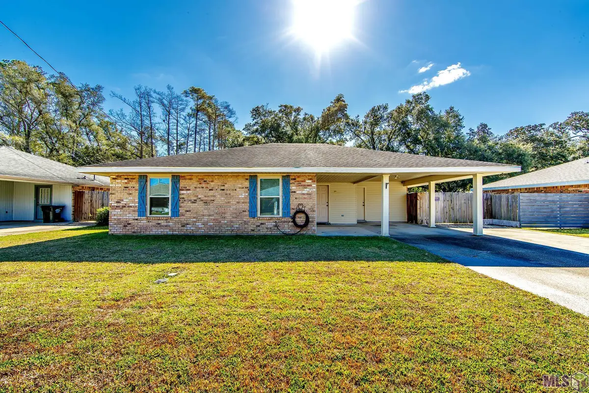 106 Honeysuckle Dr, Schriever, LA 70395 - Image #1