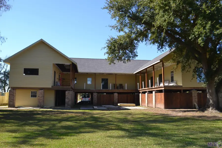 129 Summers Lane, Golden Meadow, LA 70357 - Image #2