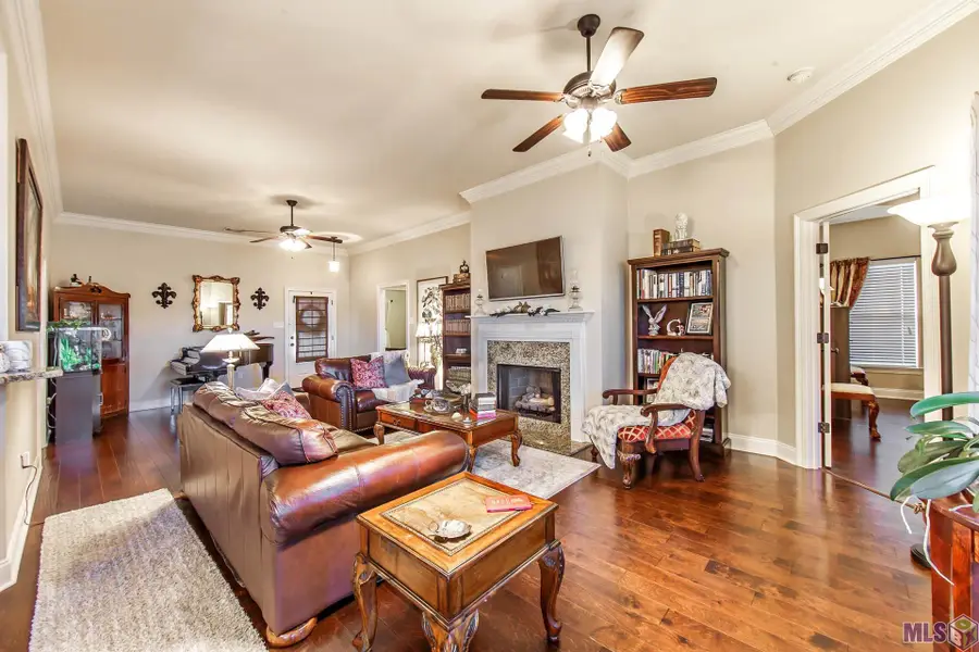 187 Carriage Way, Thibodaux, LA 70301 - Image #2