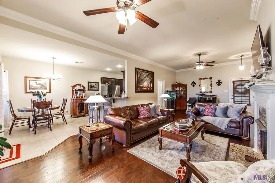 187 Carriage Way, Thibodaux, LA 70301 - Image #3