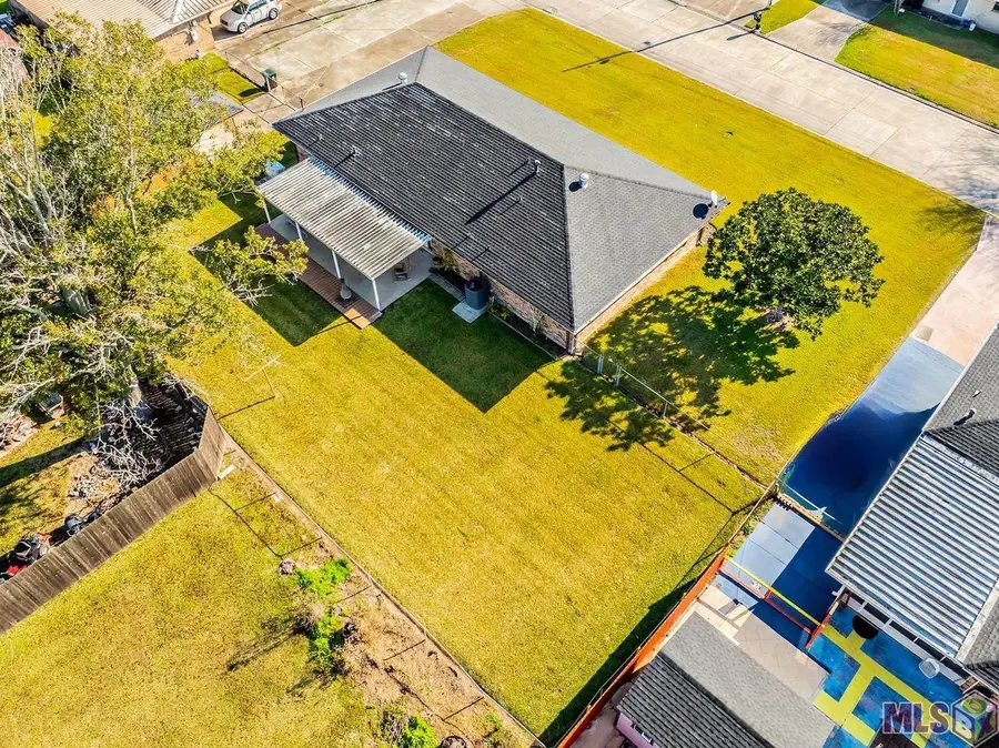 303 Swan Ave, Houma, LA 70363 - Image #3