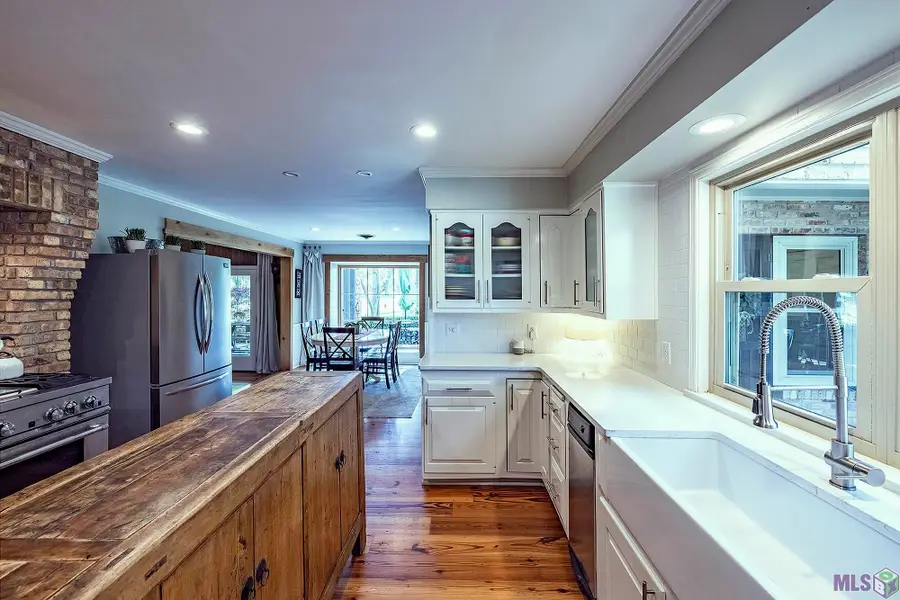 305 Oak Alley Dr, Houma, LA 70360 - Image #3