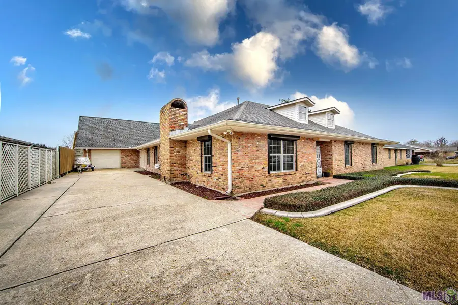 205 Tina Street, Houma, LA 70363 - Image #2