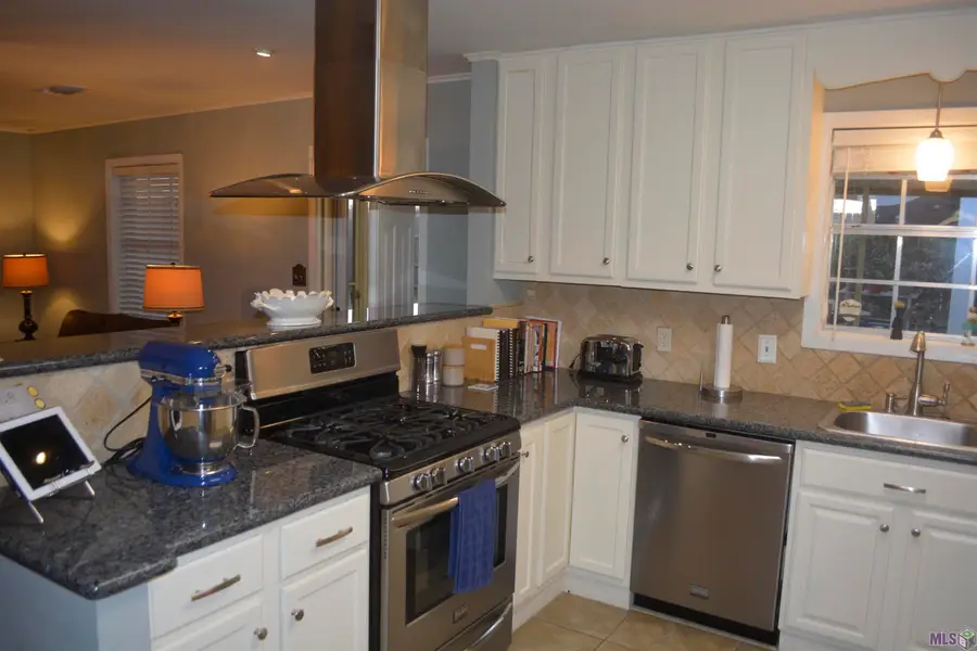 205 South Moss Drive, Houma, LA 70360 - #3