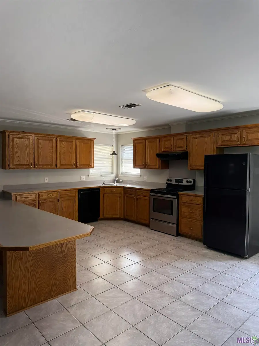 412 St Louis St, Raceland, LA 70394 - #2