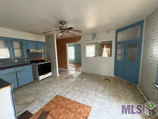 517 Point St, Houma, LA 70360 - #3