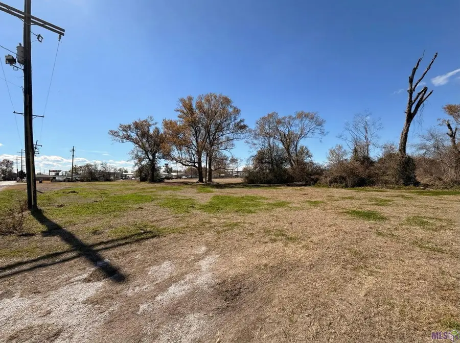 383 Connely, Houma, LA 70363 - Image #2