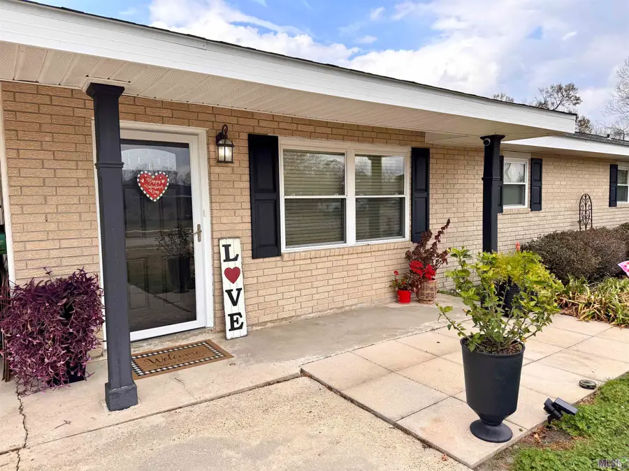 1017 Hickory St, Morgan City, LA 70380 - #2