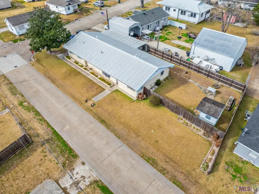 1115 Maxine St, Houma, LA 70363 - #3