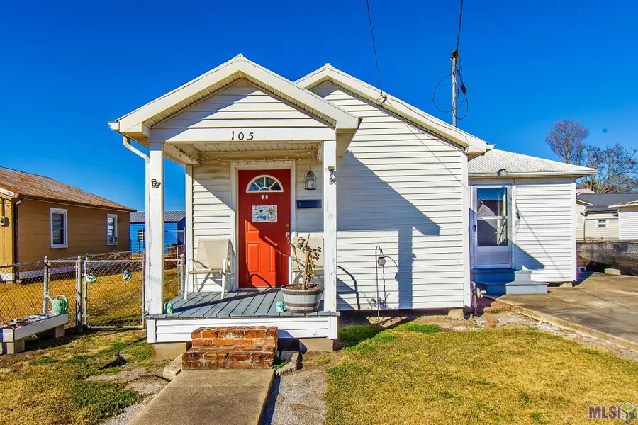 1028 Caroline St, Thibodaux, LA 70301 - #2