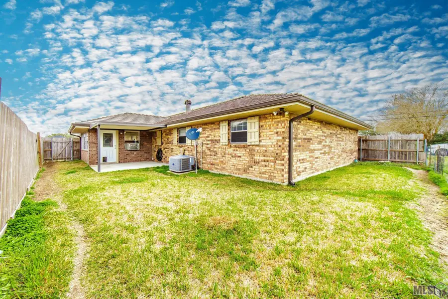2410 Karen St, Thibodaux, LA 70301 - #3