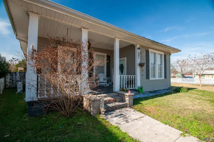 1013 Main St, Patterson, LA 70392 - #2