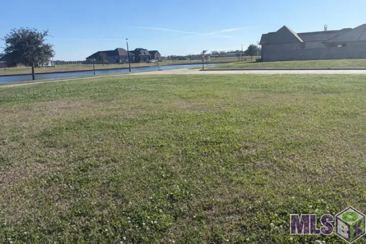 106 Rue Etienne, Thibodaux, LA 70301 - #1