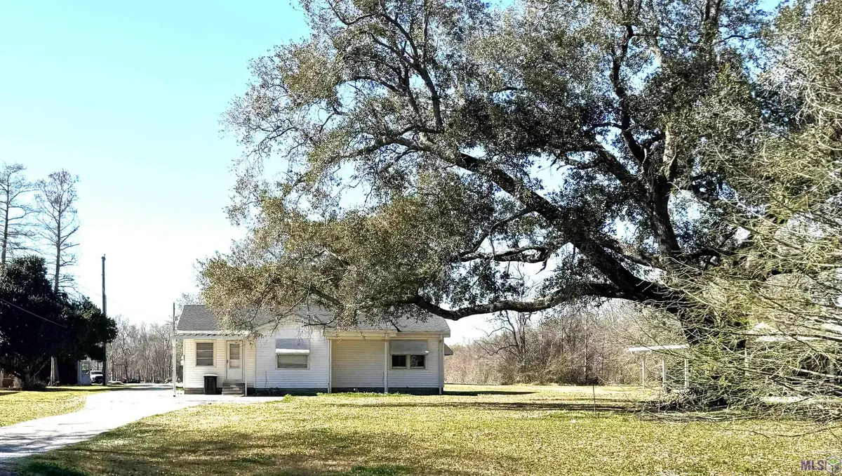 2031 Bayou Blue Rd, Houma, LA 70364 - #1