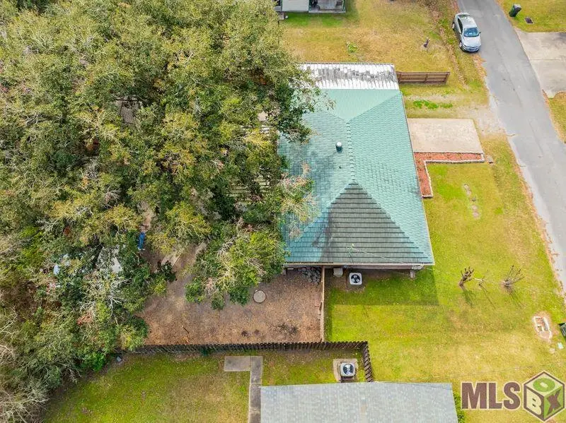 203 Dorothy St, Thibodaux, LA 70301 - #3