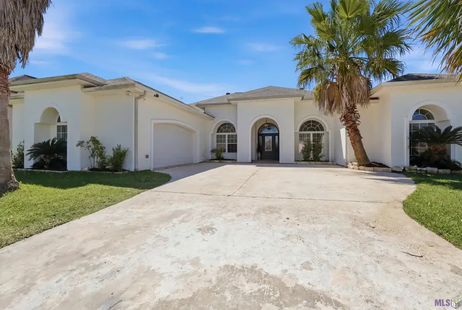 4600 Glenfield Dr, Houma, LA 70360 - #3