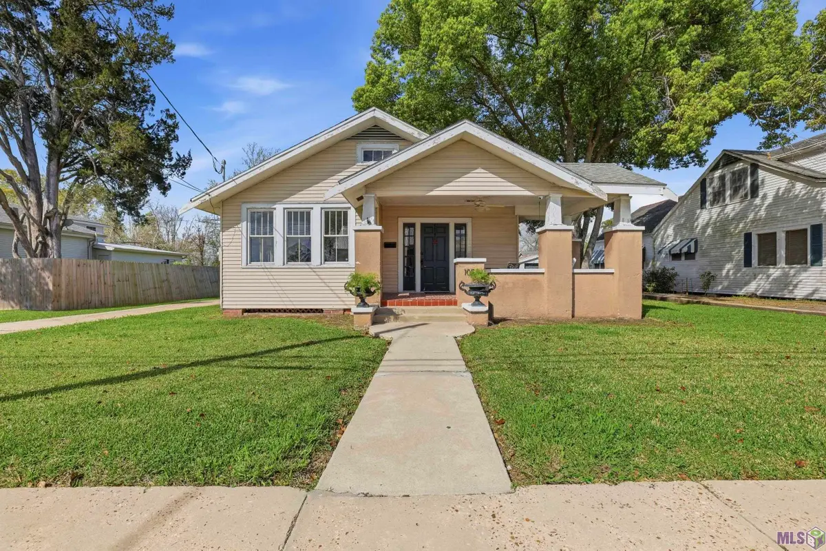 1050 Jackson St, Thibodaux, LA 70301 - #1