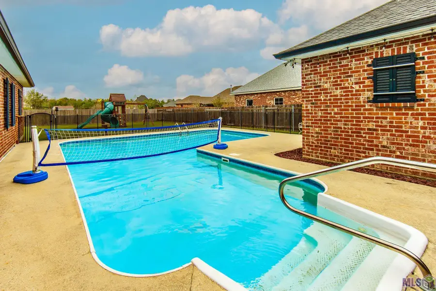 308 Meadow View Court, Thibodaux, LA 70301 - #3