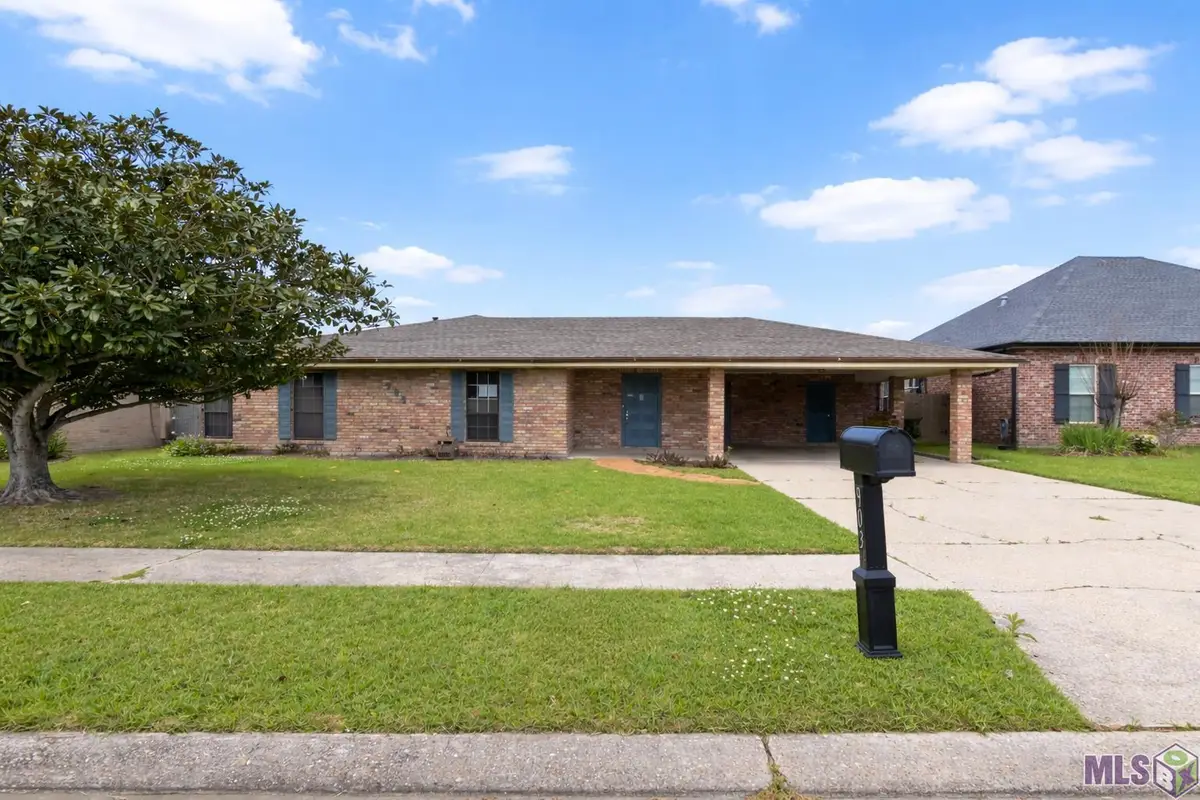 903 Eagle Dr, Houma, LA 70364 - #1