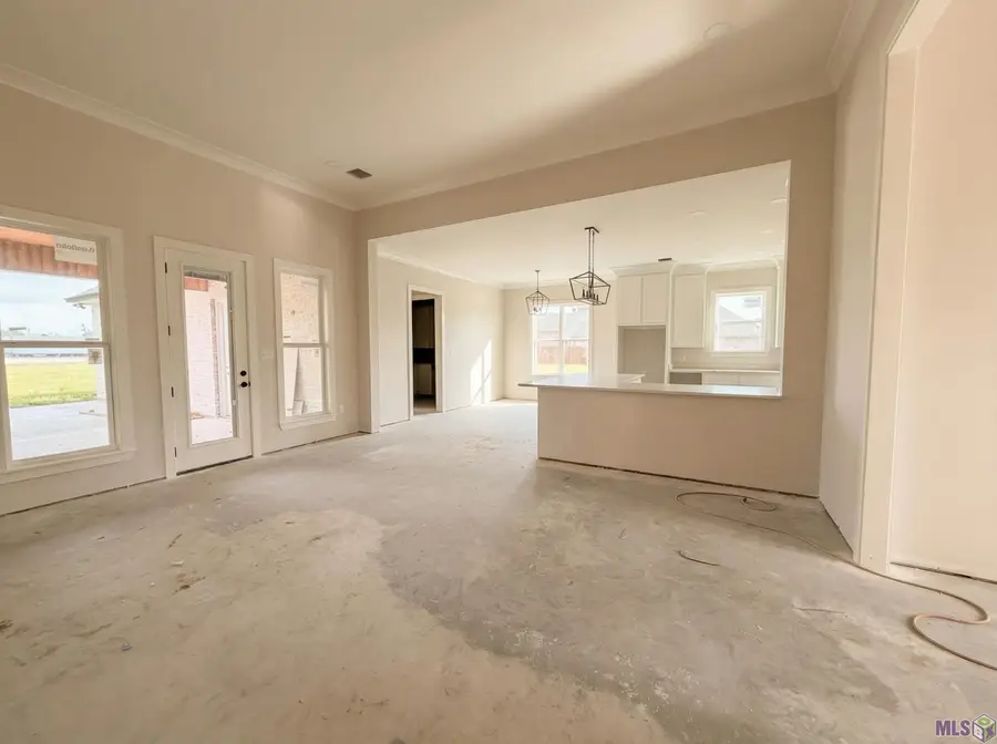 135 Godchaux Drive, Houma, LA 70360 - #3