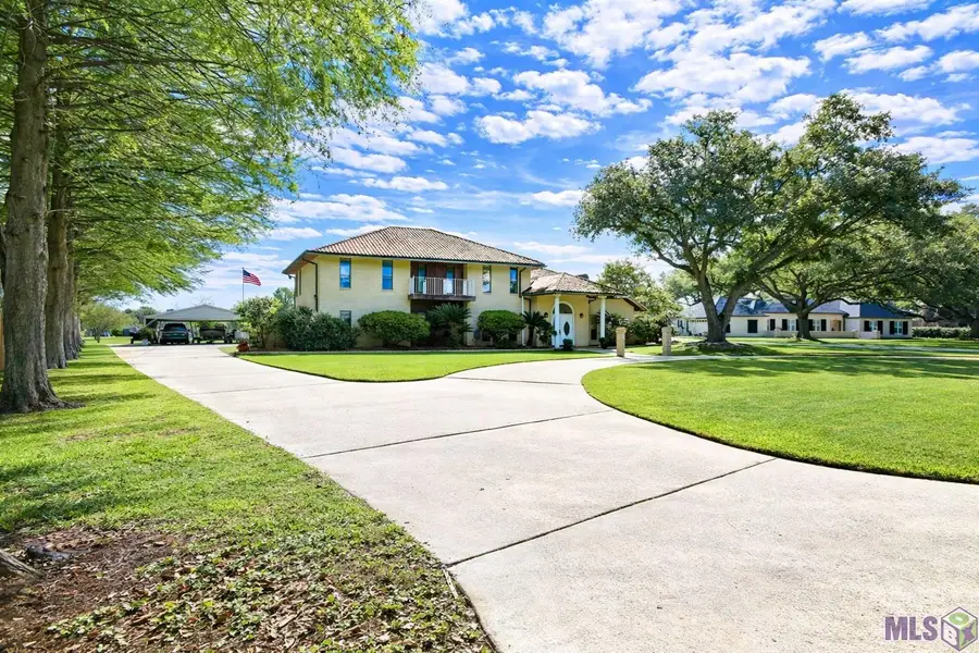 221 Rienzi Drive, Thibodaux, LA 70301 - #3