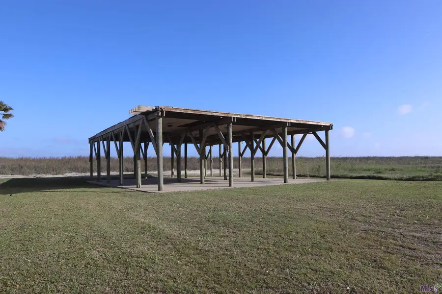 1746 Highway 1, Grand Isle, LA 70358 - #3
