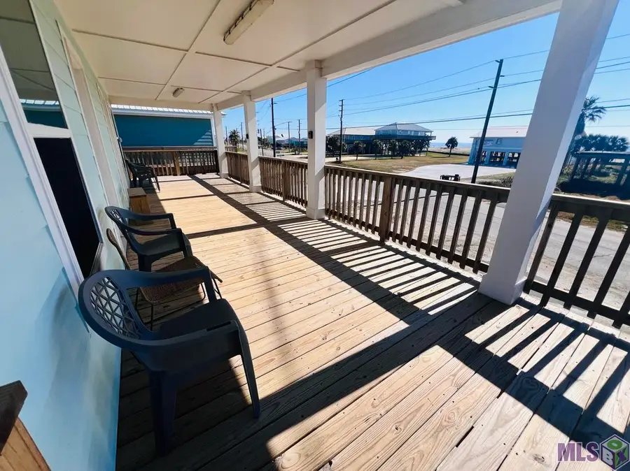 2397 Highway 1, Grand Isle, LA 70358 - #2