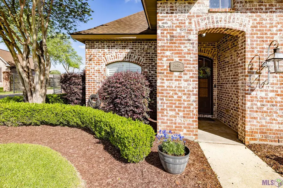 3402 Briarwood Dr, Houma, LA 70360 - #3