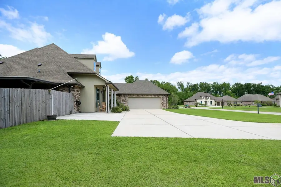 1218 Empire Builder, Thibodaux, LA 70301 - #3