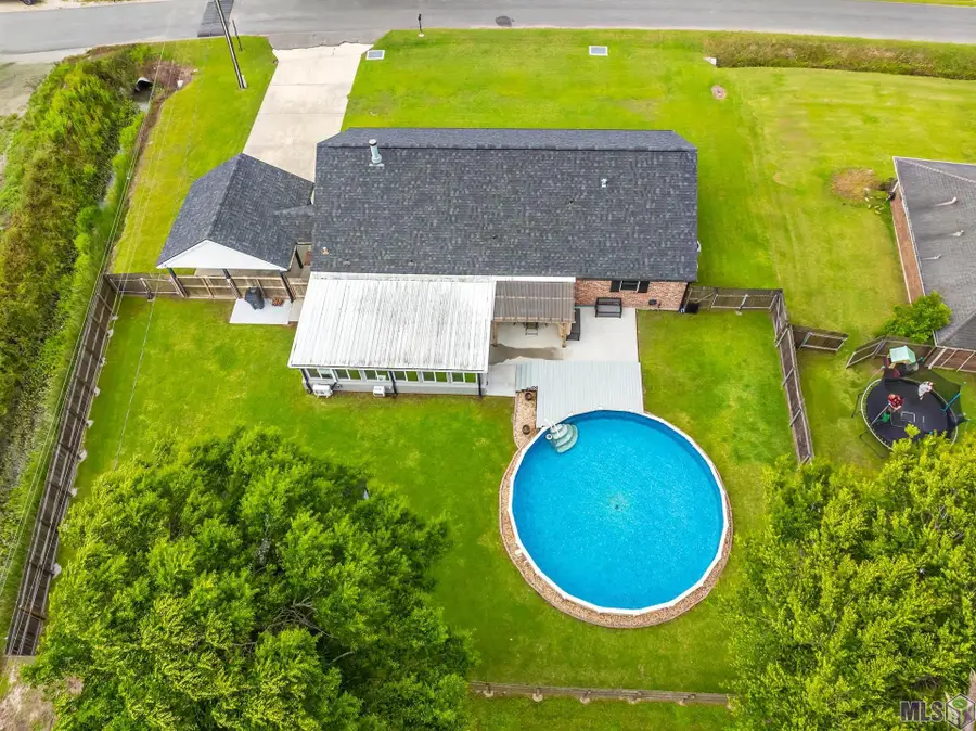 3012 Parish Rd, Thibodaux, LA 70301 - #3