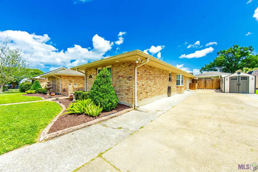 103 Raywood Dr, Houma, LA 70360 - #2