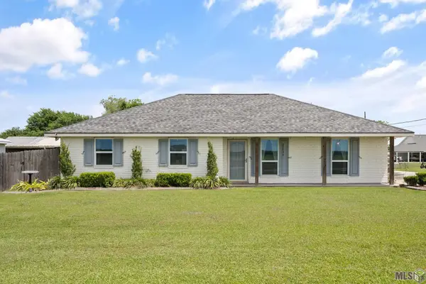 22645 Inness Ln, Vacherie, LA 70090