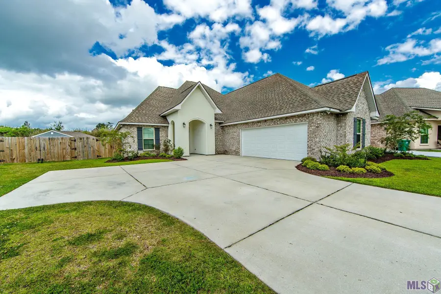 327 Modesto Drive, Houma, LA 70364 - #2