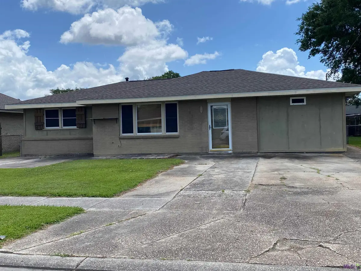 407 Dauphine Ave, Houma, LA 70363 - #1