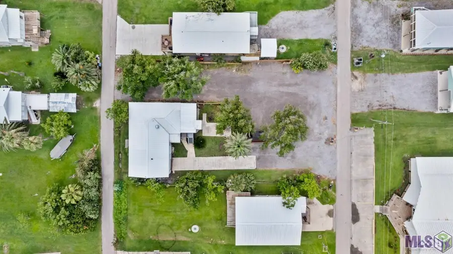 124 Cedar Ln, Grand Isle, LA 70358 - #3