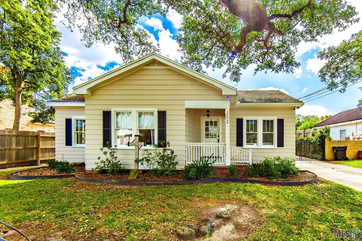 202 Maple Ave, Houma, LA 70364 - #1