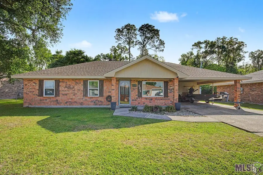 605 Alex St, Houma, LA 70360 - #3